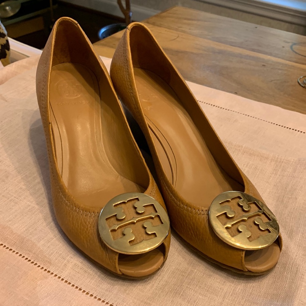 Tory Burch Julianne Peep Toe Wedges 8.5